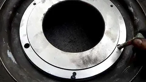 Установка болтов колёсных в тормозной диск Таврия Славута.