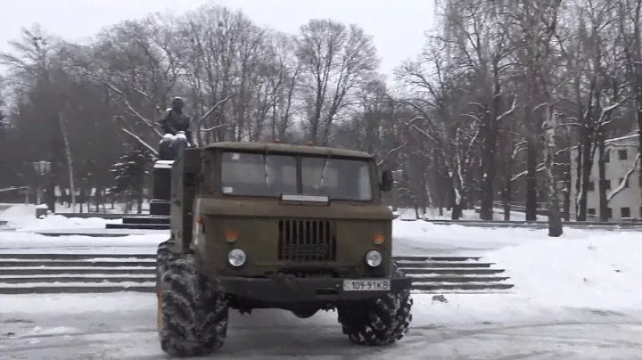 заз запорожец vs газ 66 vs ягуар zaz vs jaguar x-type 30 vs gaz 66 vs Fired Predator off-road 4x4