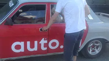 на Запорожце ЗаЗ 966 и Волге 2410 едет Стас и Миша из Великого Новгорода до Байкала!