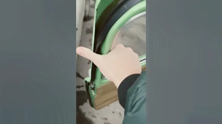 Заз 968м в 2022 году , с пробегом 44 тысячи км)