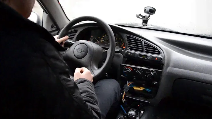 Daewoo/Chevrolet/ZAZ Lanos установка панели приборов с тахометром