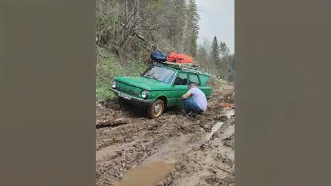 ЗАЗ 968М как выезжать из говна без лебедки)