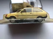 Автолегенды ЗАЗ-1102 Таврия