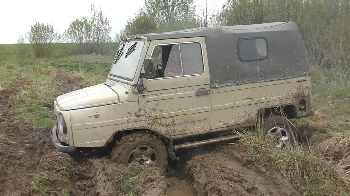 Возможности советского внедорожника ЛуАЗ-969 на бездор
