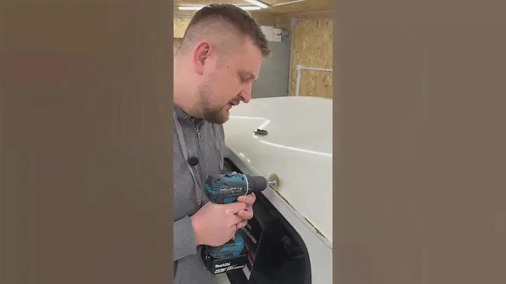 Белый запорожец ЗАЗ 968М 1993 гв (Часть 1)