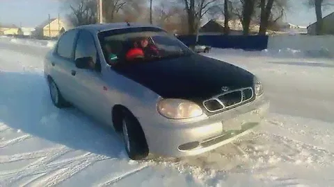 Ланос , Ремонт крепление крышки бензобака :D