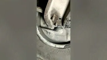 замена сальника полуоси таврия